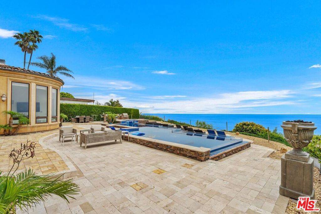 Malibu, CA 90265,31280 Bailard RD