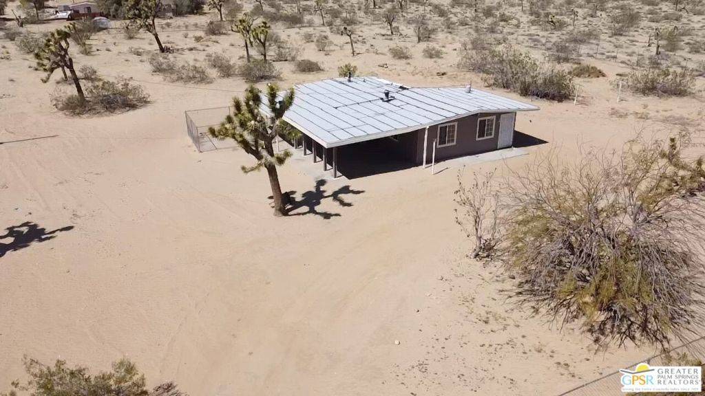 Landers, CA 92285,1160 Gibraltar RD