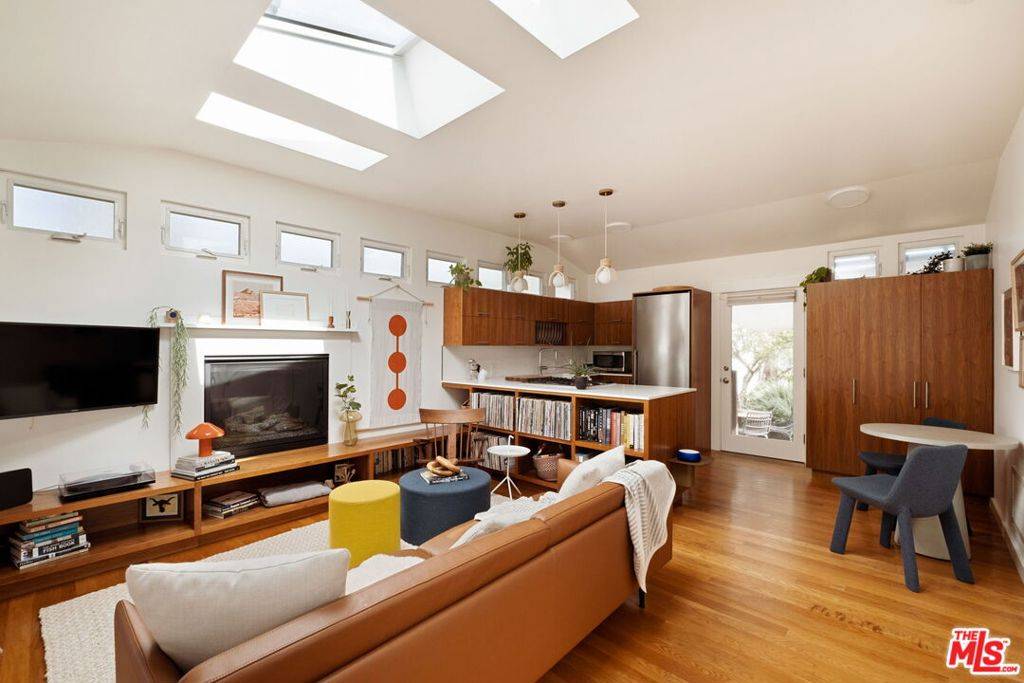 Venice, CA 90291,1316 Lucille AVE