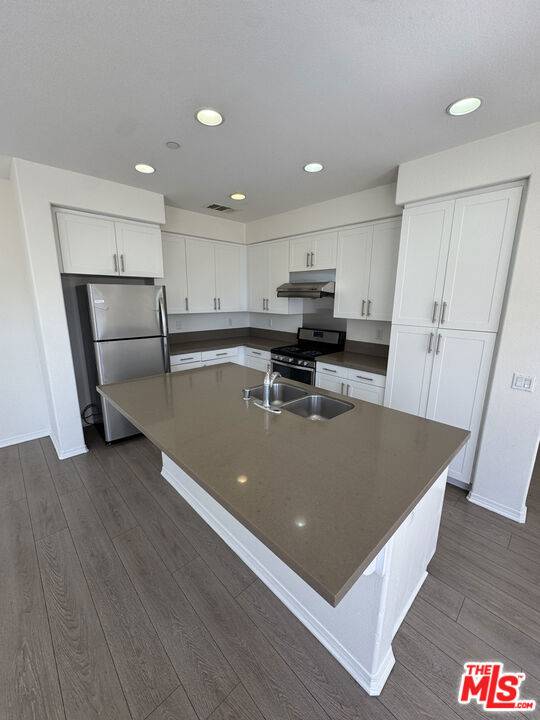 Temple City, CA 91780,52 Linden LN