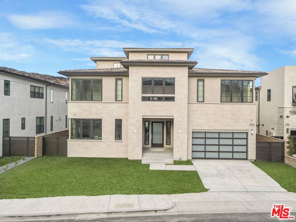 Porter Ranch, CA 91326,11848 N Hillsborough LN