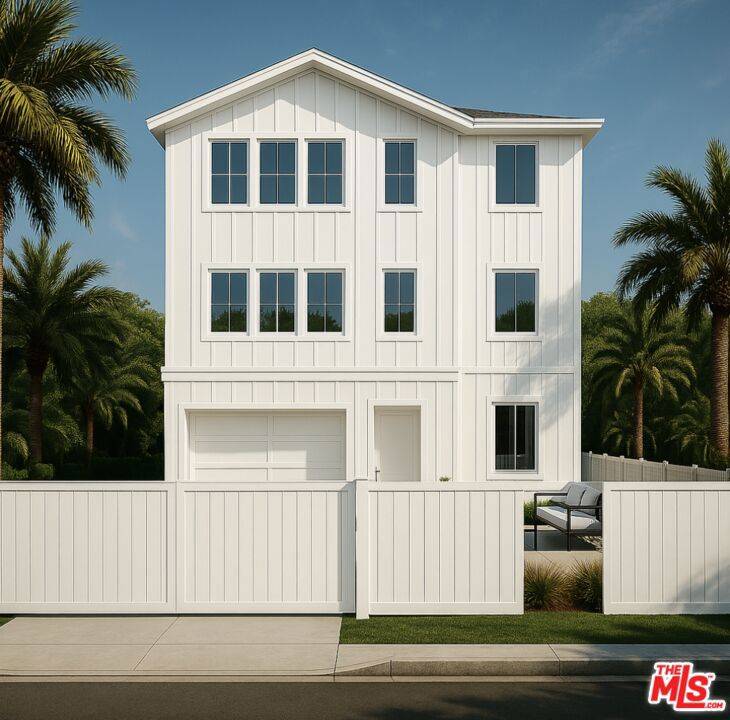 Culver City, CA 90034,5832 David AVE #2