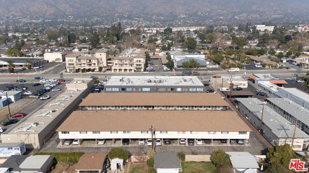 Glendora, CA 91740,618 W Route 66
