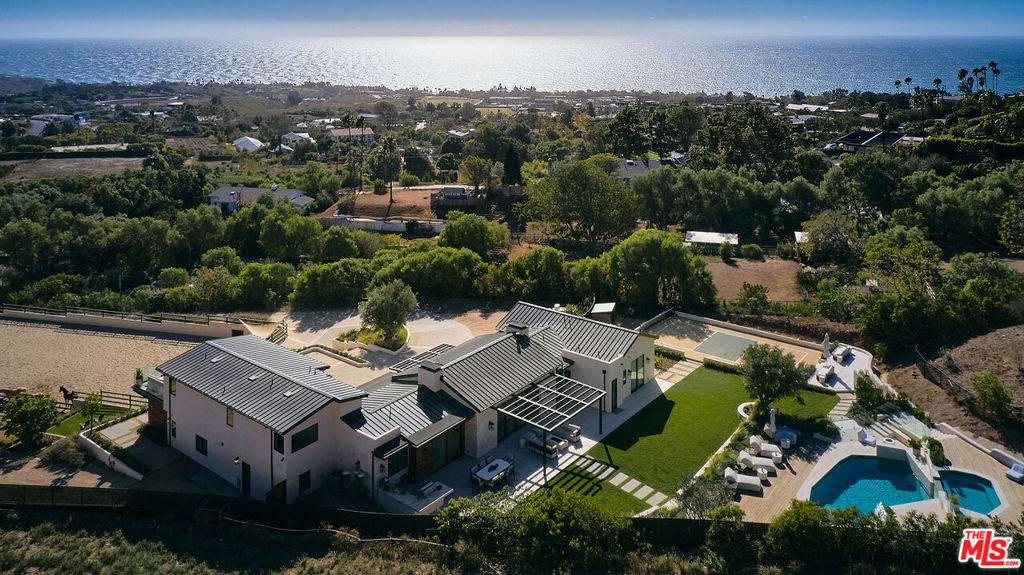 Malibu, CA 90265,29685 Cuthbert RD