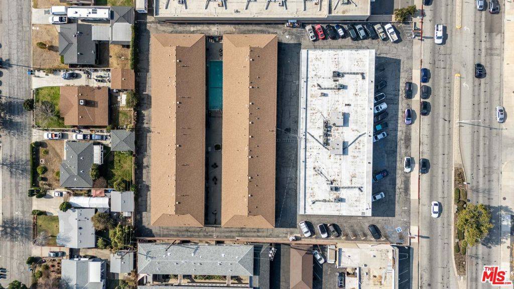Glendora, CA 91740,618 W Route 66