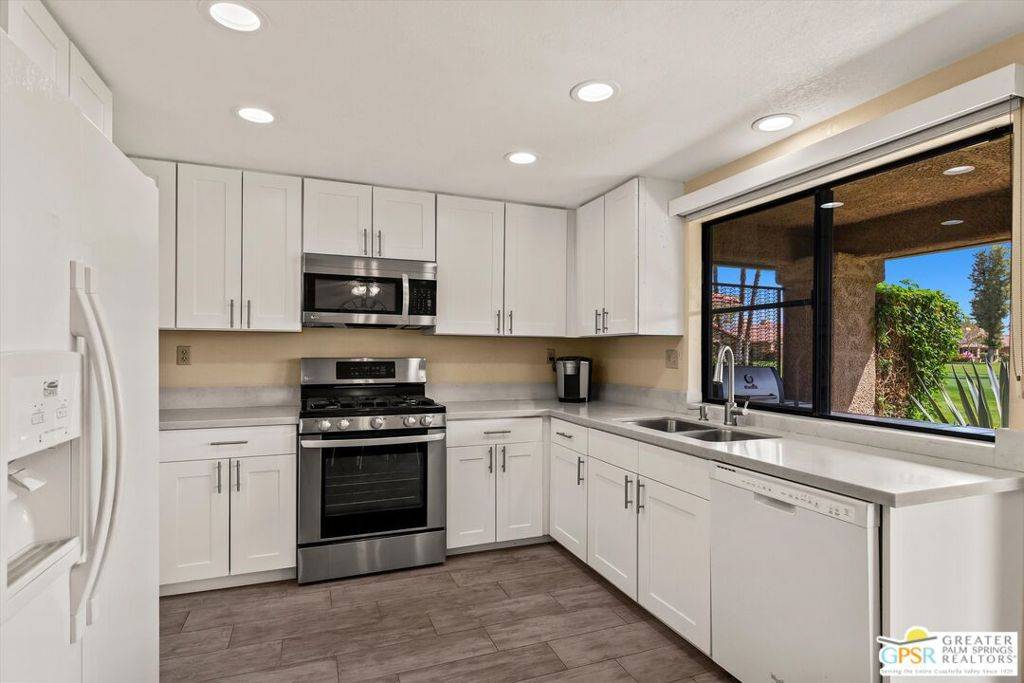 Palm Desert, CA 92260,34 Camino Arroyo PL