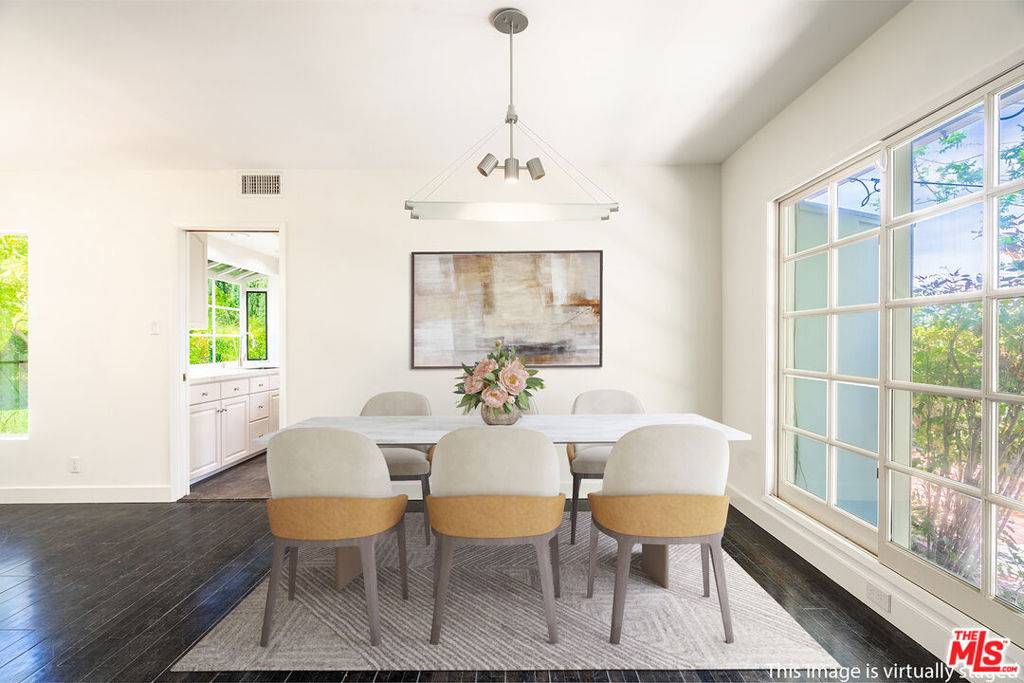 Encino, CA 91436,4645 Petit AVE