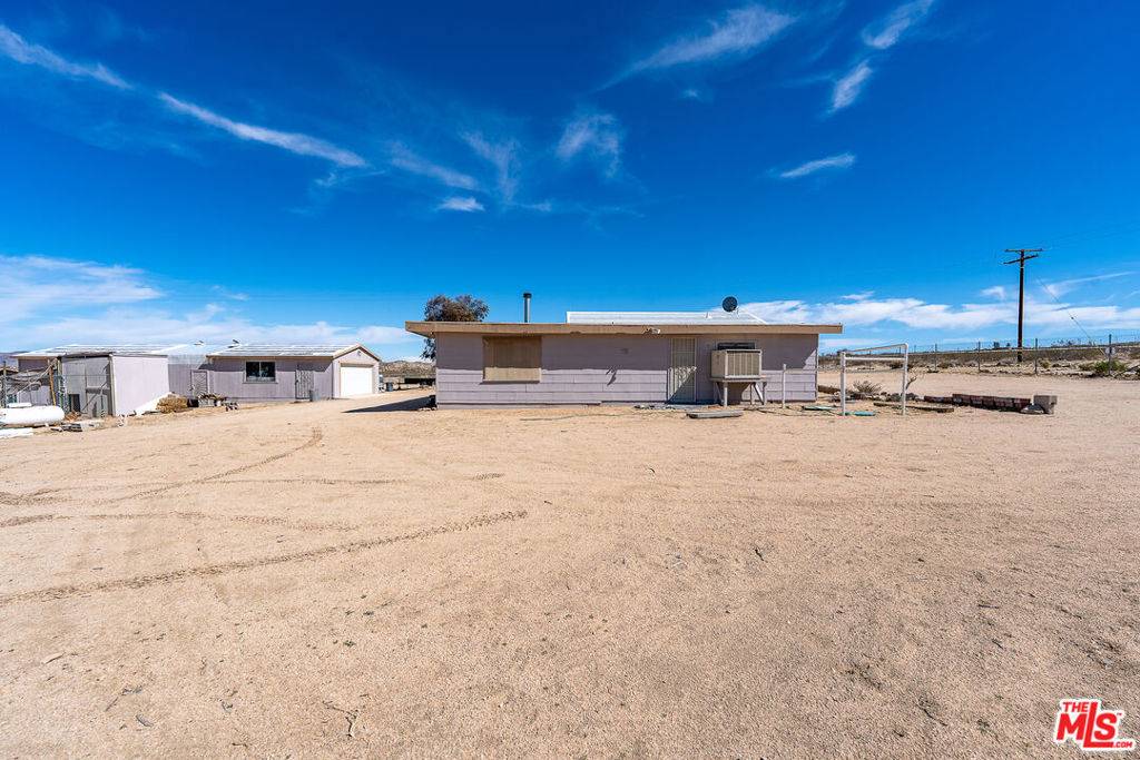 Johnson Valley, CA 92285,52020 Joshua Tree RD
