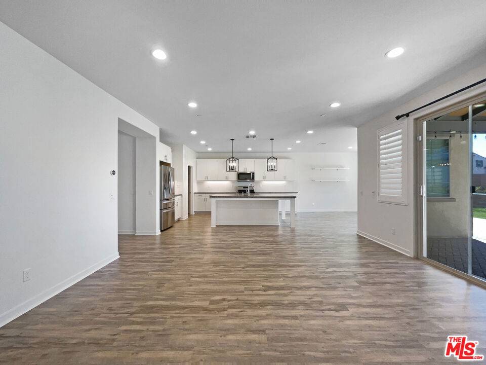 Santa Clarita, CA 91350,28755 Moonlight LN