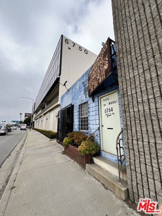 Culver City, CA 90230,6764 S Centinela AVE