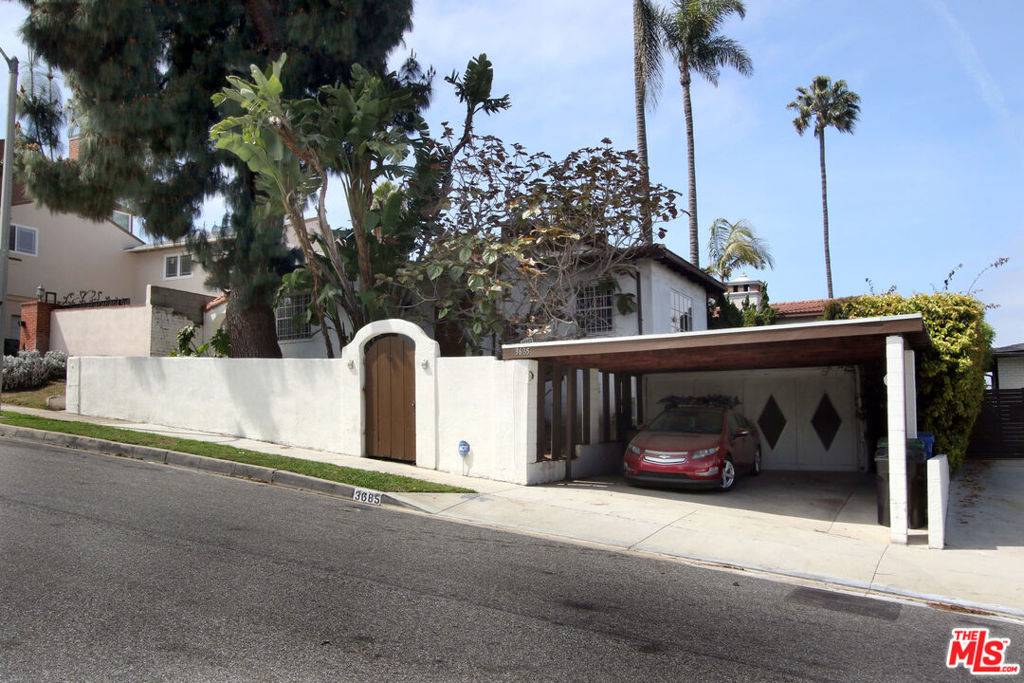 View Park, CA 90008,3685 Northland DR