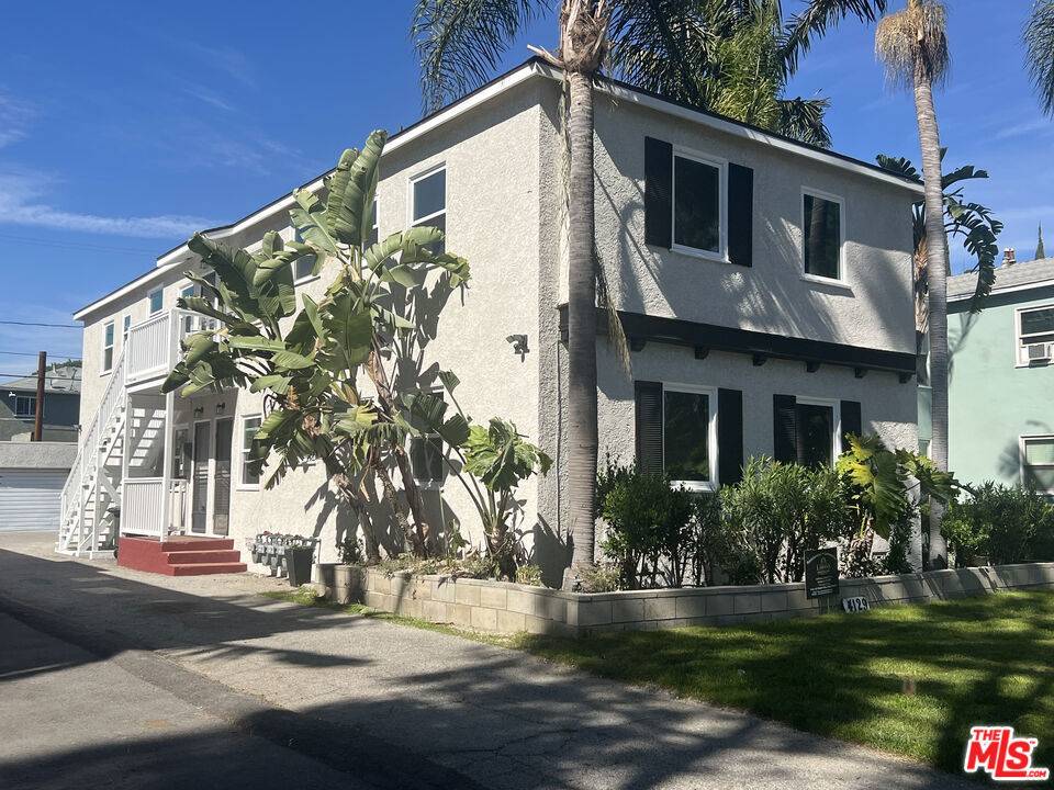 Burbank, CA 91505,4127 W Toluca Lake AVE