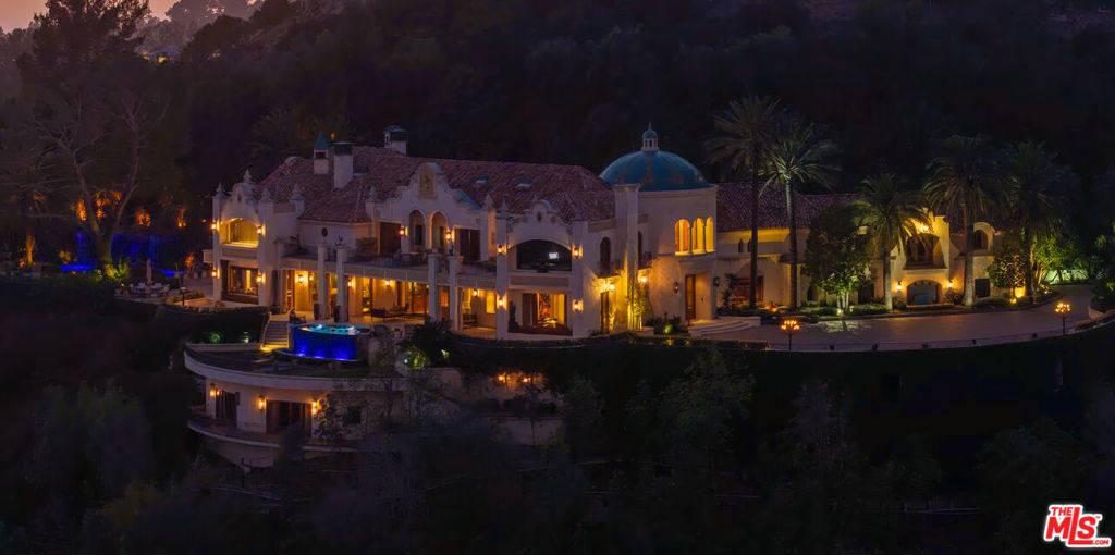 Beverly Hills, CA 90210,10066 Cielo DR
