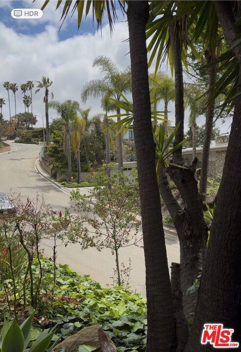 Pacific Palisades, CA 90272,1053 Tellem DR