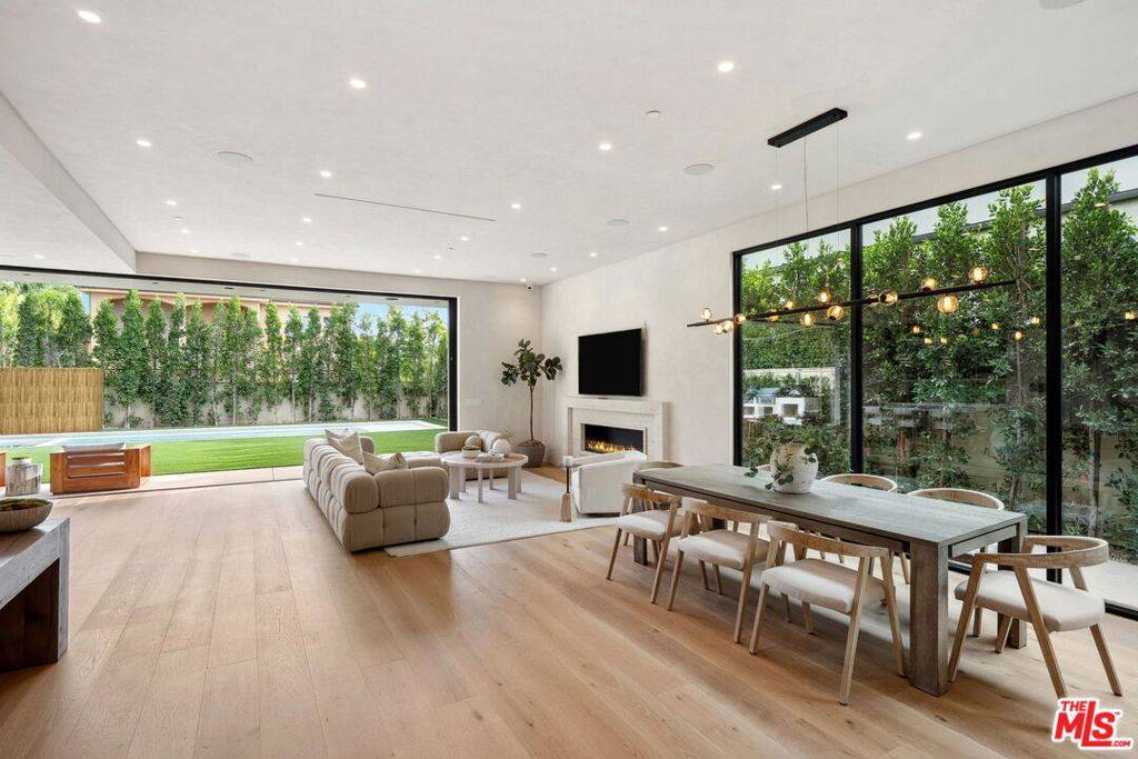 Sherman Oaks, CA 91403,14718 Otsego ST