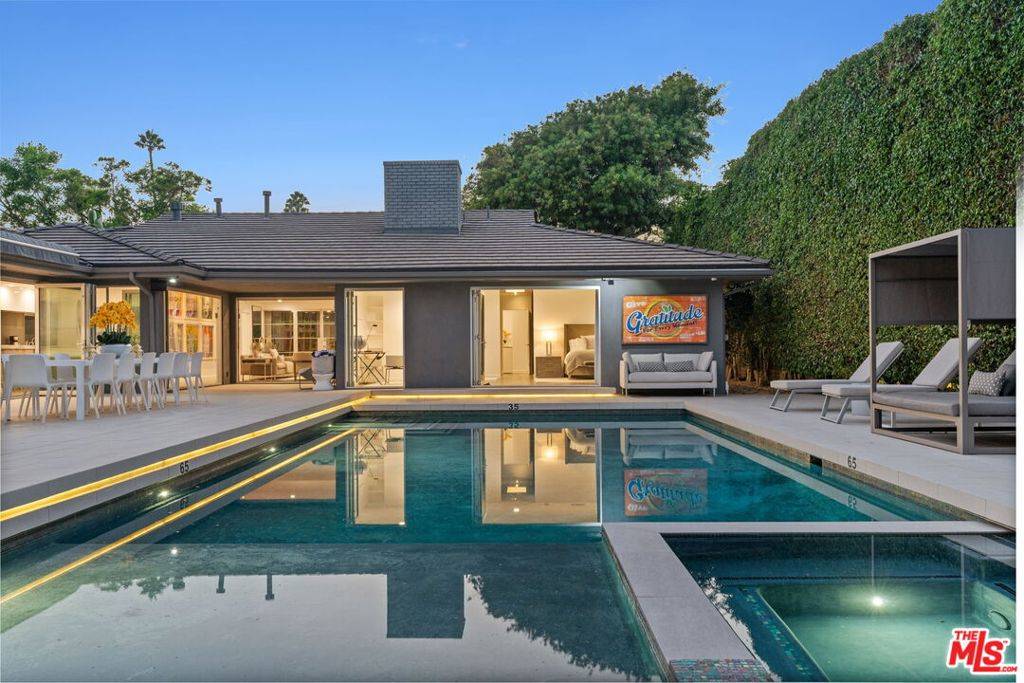 Beverly Hills, CA 90210,602 N Whittier DR