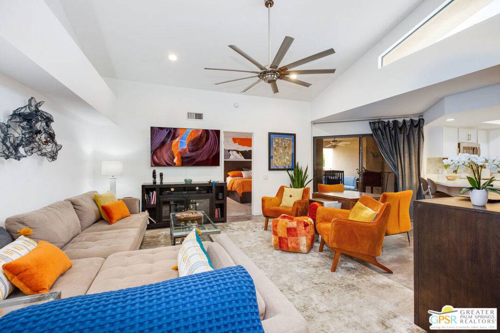 Palm Springs, CA 92262,255 S Avenida Caballeros #313