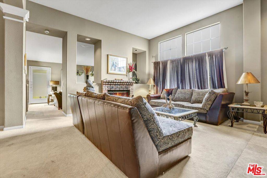 Thousand Oaks, CA 91362,2361 Rutland PL