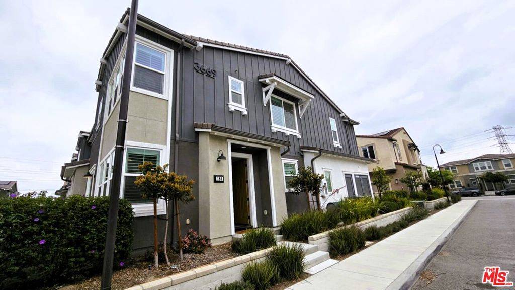 Ontario, CA 91761,3669 E Happy Paseo #180