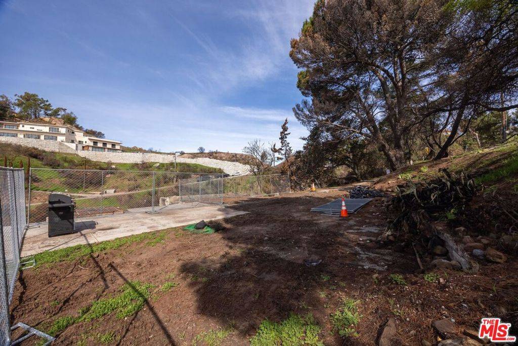 Malibu, CA 90265,24524 Piuma RD