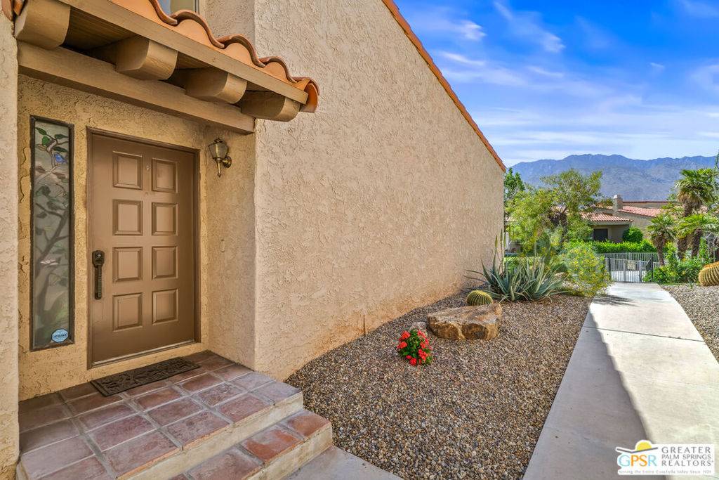 Palm Springs, CA 92262,691 S Calle Petunia