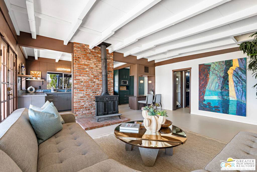 Joshua Tree, CA 92252,62420 Canterbury ST