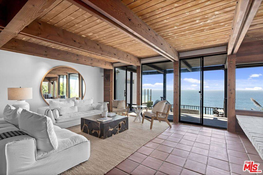 Malibu, CA 90265,31648 Broad Beach RD
