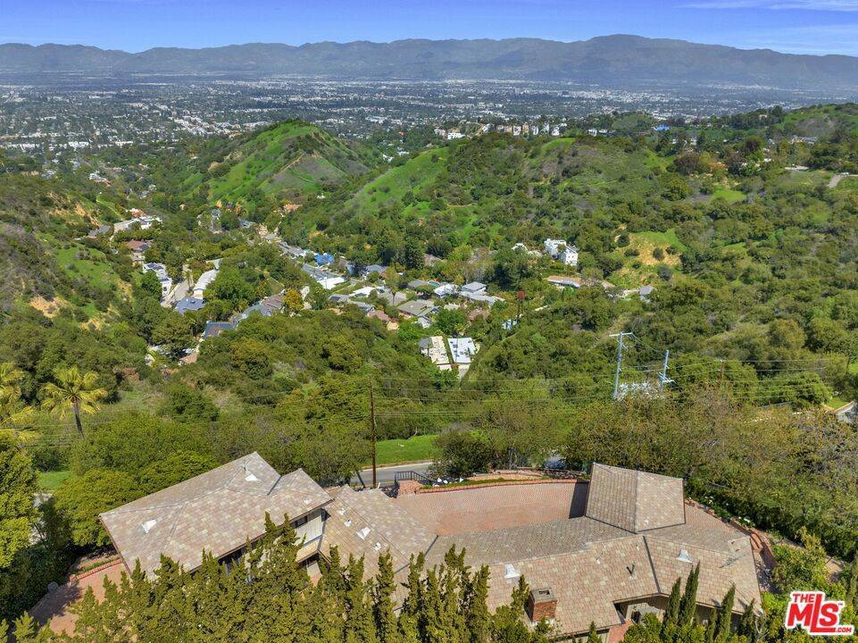 Beverly Hills, CA 90210,13150 Mulholland DR