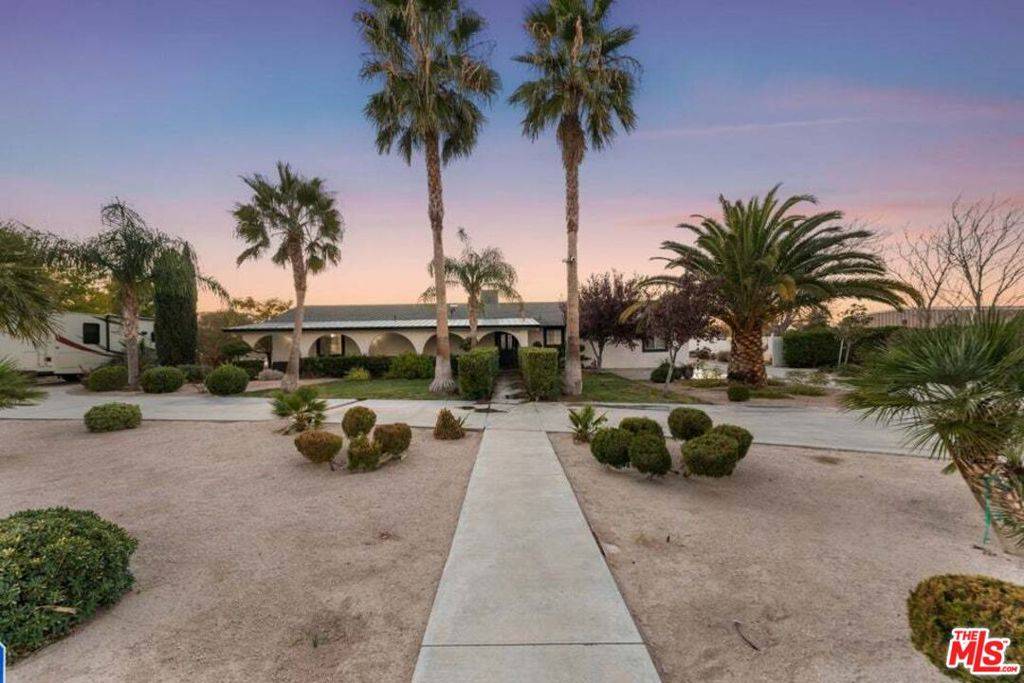 Palmdale, CA 93551,40529 12th ST