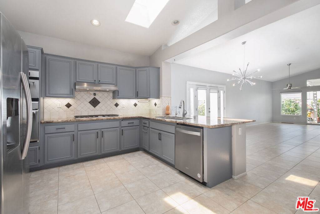 Murrieta, CA 92562,40315 Via Tonada