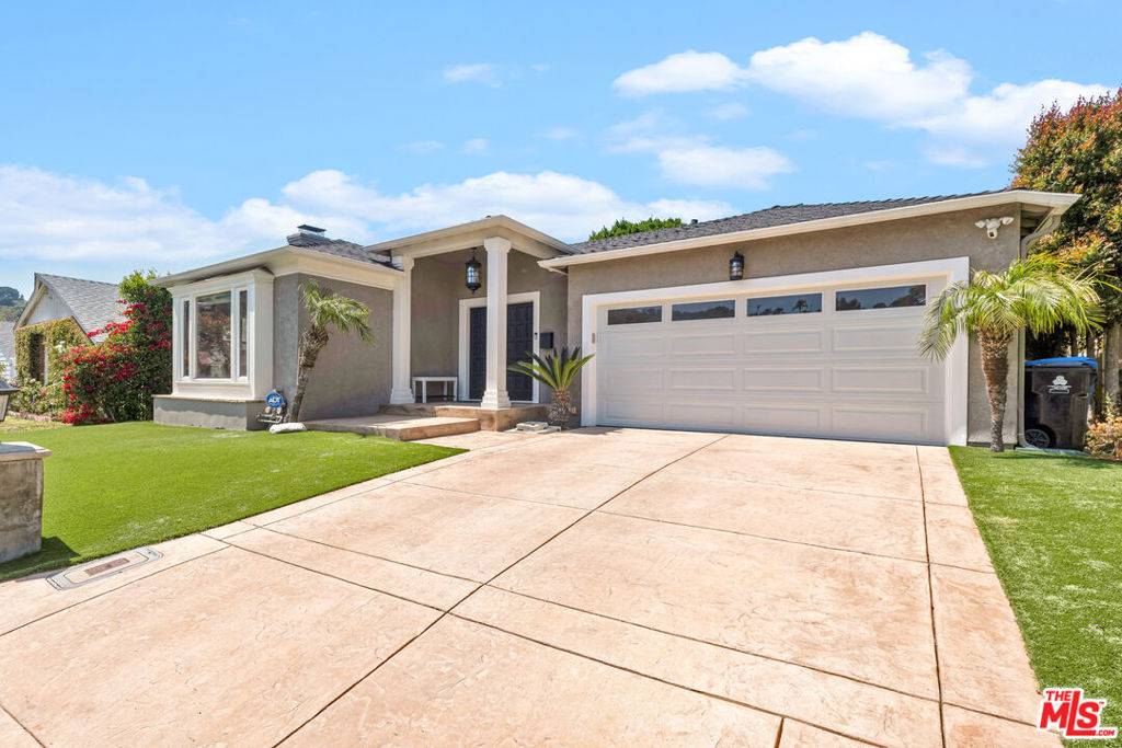 Studio City, CA 91604,3733 Willowcrest AVE