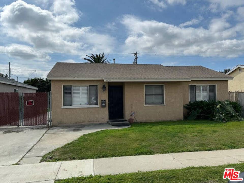 Compton, CA 90220,1132 E 149th ST