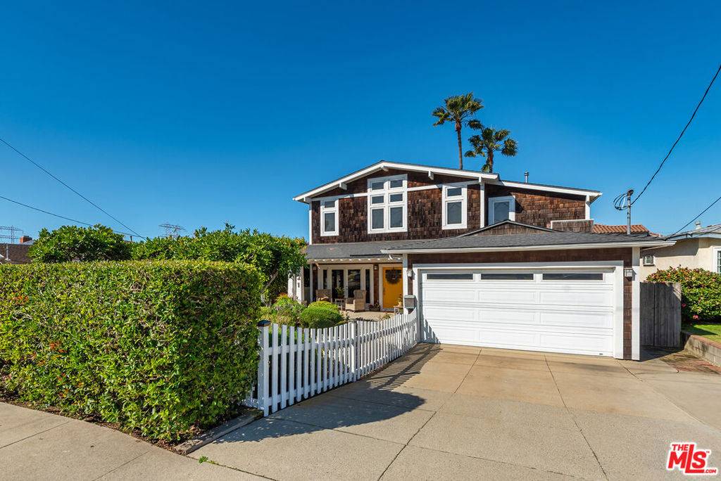 El Segundo, CA 90245,821 Hillcrest ST