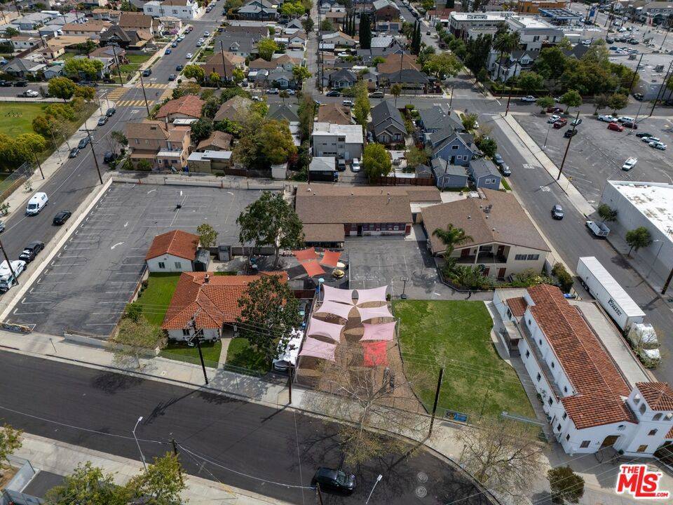 Los Angeles, CA 90042,6338 N Figueroa ST