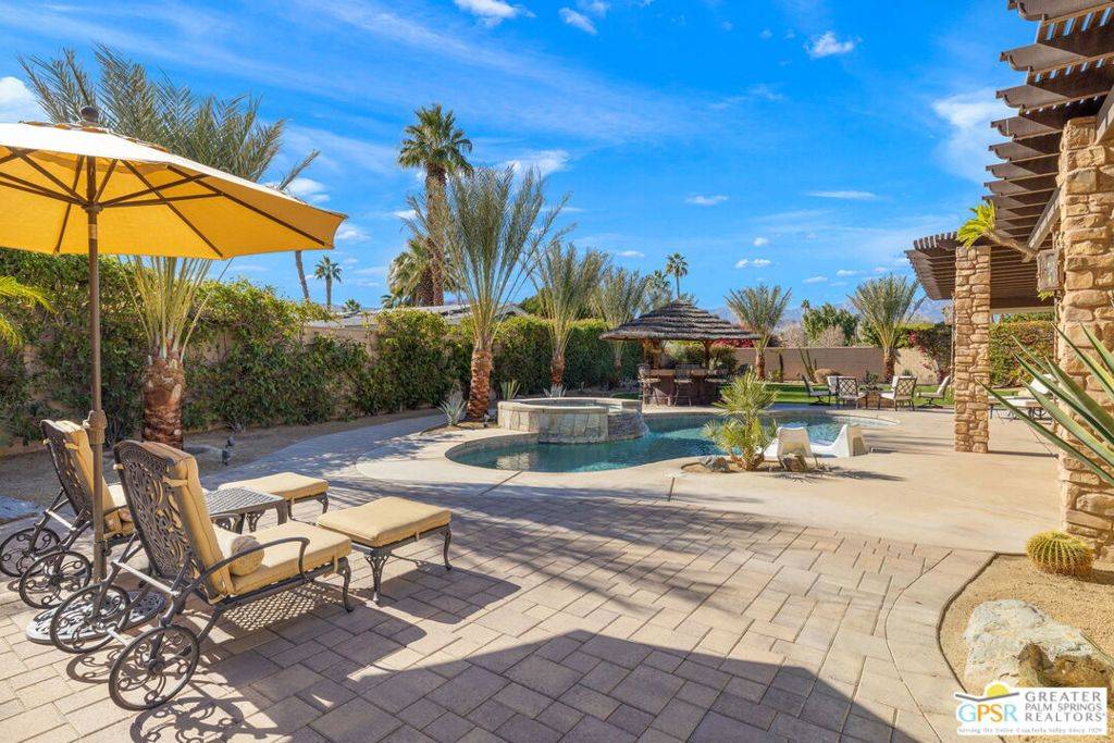 Palm Desert, CA 92260,74013 Via Pellestrina