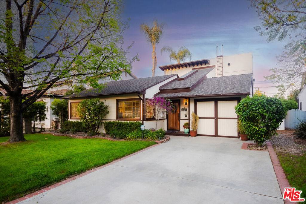 Tarzana, CA 91356,5000 Chimineas AVE