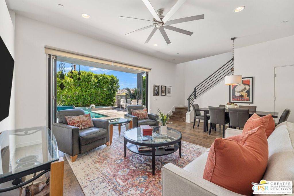Palm Springs, CA 92264,1230 Surrey LN