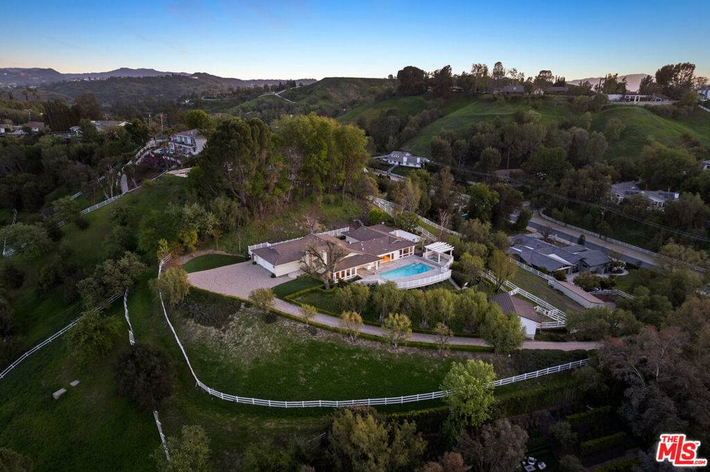 Hidden Hills, CA 91302,5658 Jed Smith RD