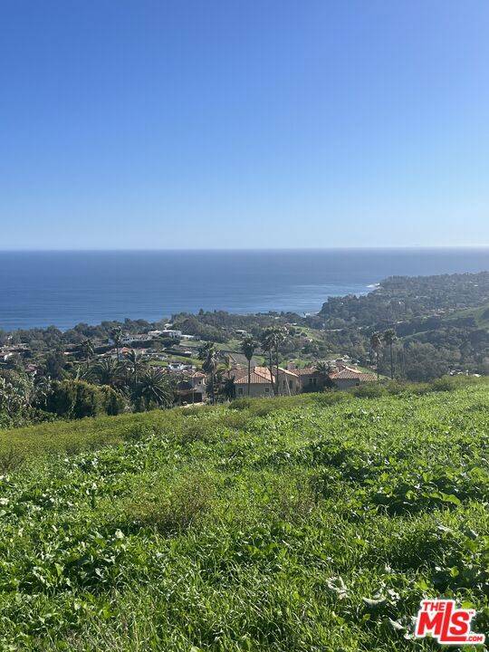 Malibu, CA 90265,5915 Murphy WAY