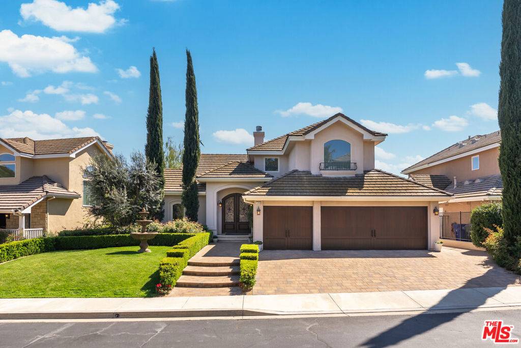 Lake Sherwood, CA 91361,548 Cricketfield CT