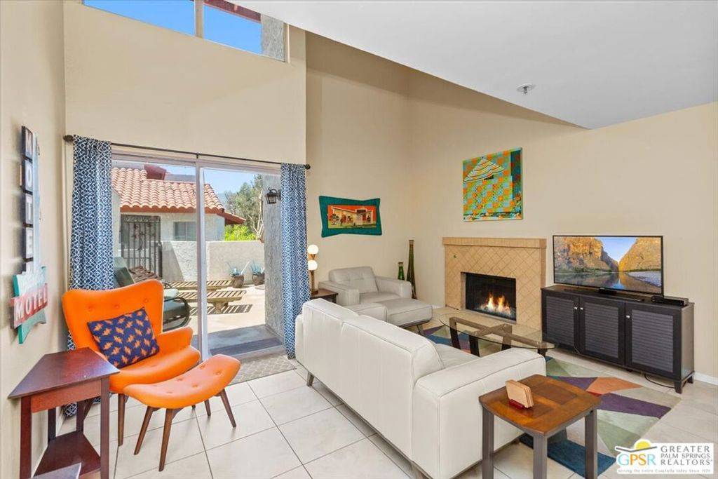 Palm Springs, CA 92262,280 S Avenida Caballeros #218