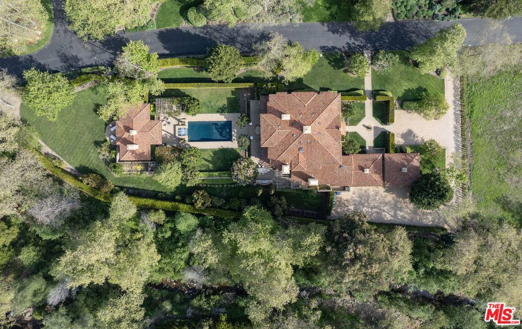 Santa Barbara, CA 93108,2035 Creekside RD