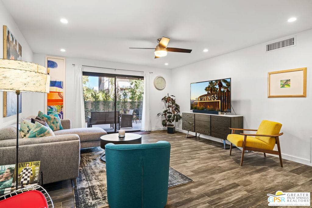Palm Springs, CA 92264,2180 S Palm Canyon DR #33