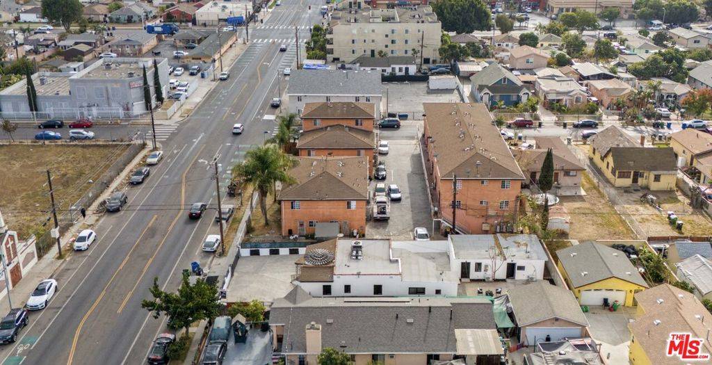 Los Angeles, CA 90061,11863 Avalon BLVD
