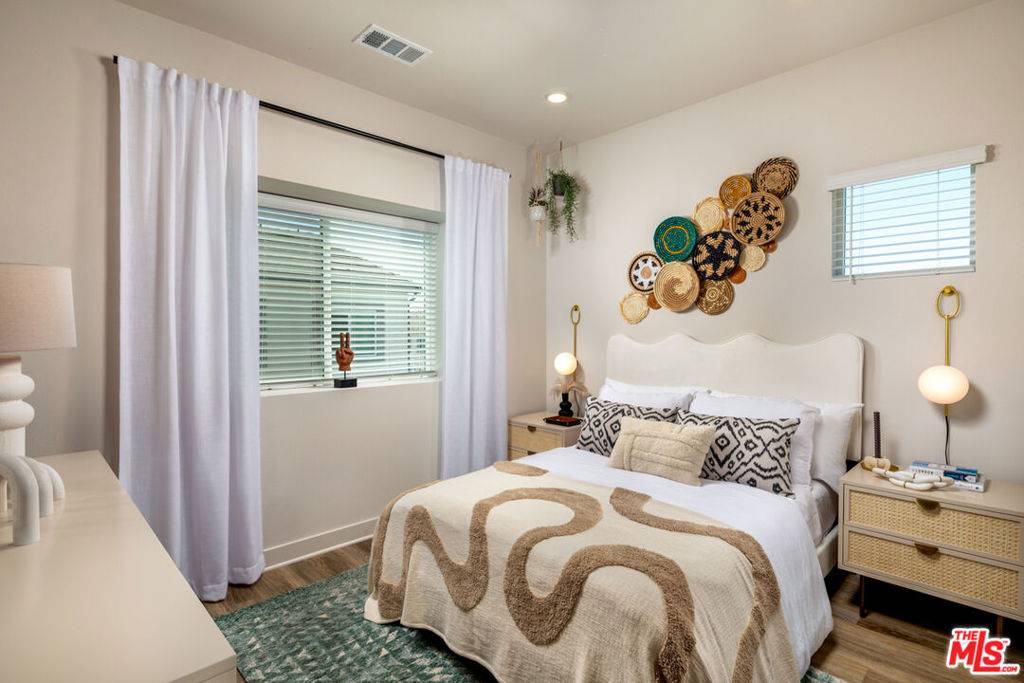 Fontana, CA 92335,13995 Foothill BLVD #3511
