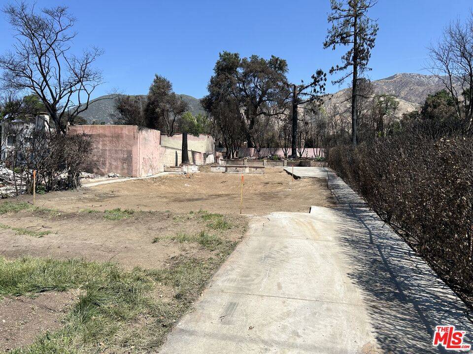 Altadena, CA 91001,227 E Palm ST