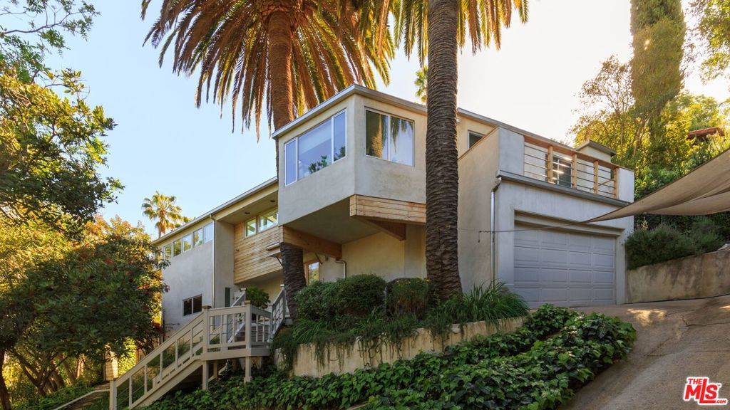 Sherman Oaks, CA 91403,14622 Valley Vista BLVD