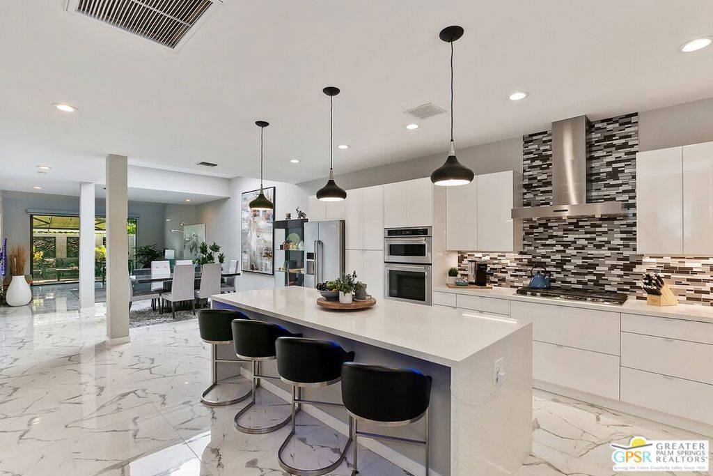 Palm Springs, CA 92262,1475 E Amado RD