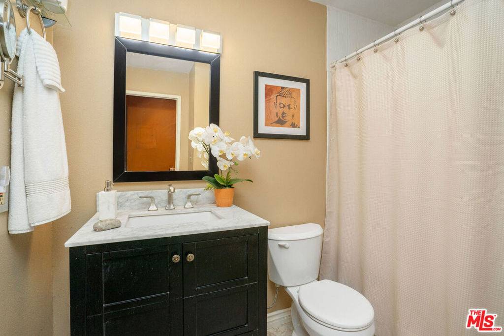 Agoura Hills, CA 91301,28915 Thousand Oaks BLVD #185