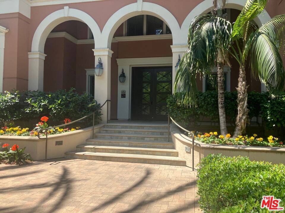 Playa Vista, CA 90094,6241 Crescent Pkwy #407